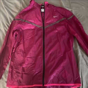 Nike women windbreaker